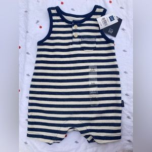 New with tags blue/white stripe Gap jumper